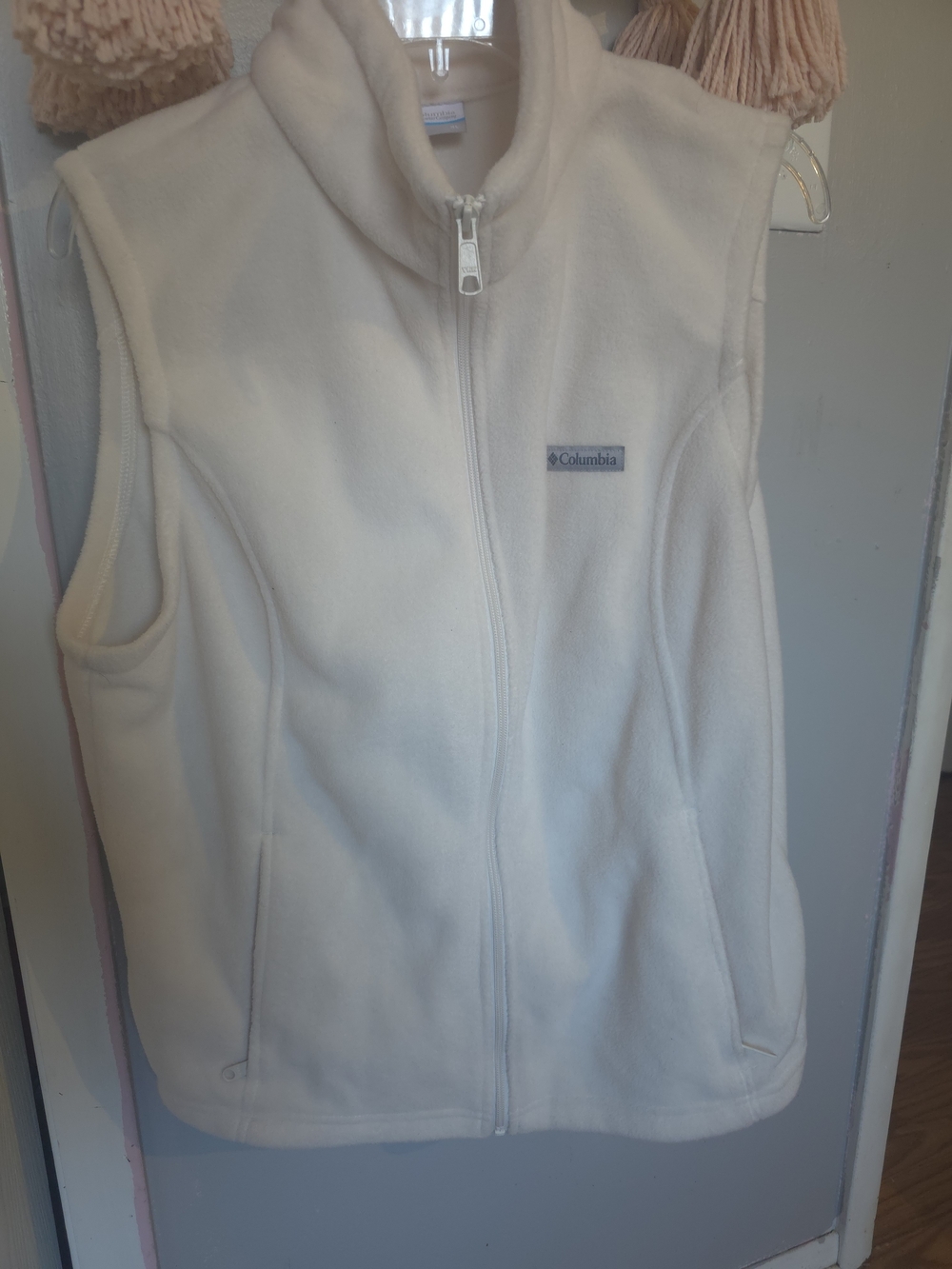 Columbia Cream Fleece Zip-Up Vest